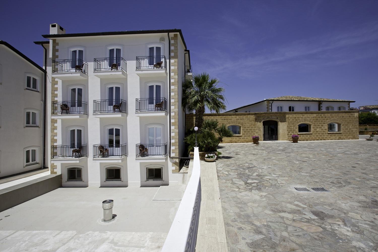Ih Hotels Agrigento Kaos Resort Eksteriør billede